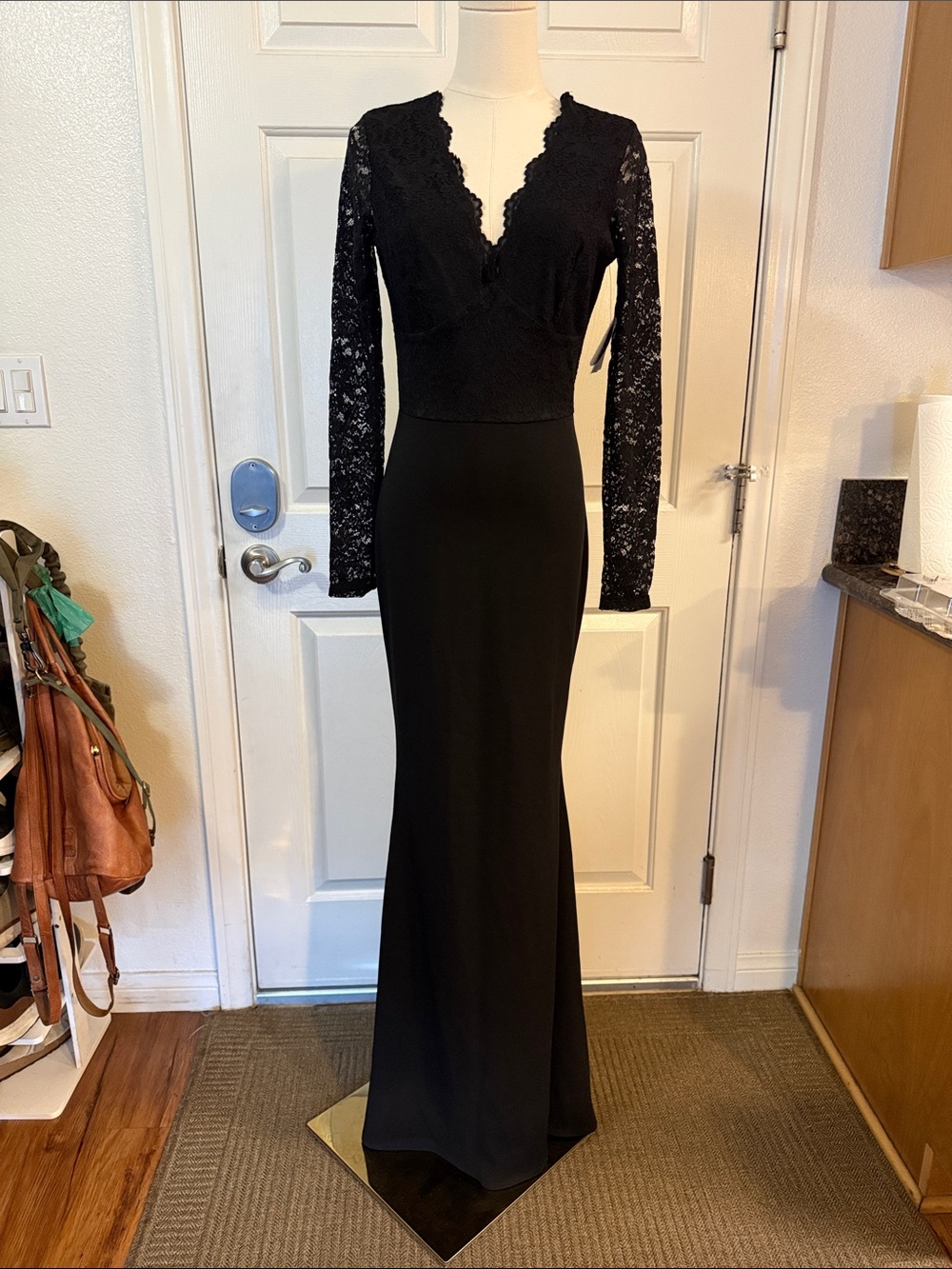 Windsor Black Lace Long-Sleeve Formal Gown